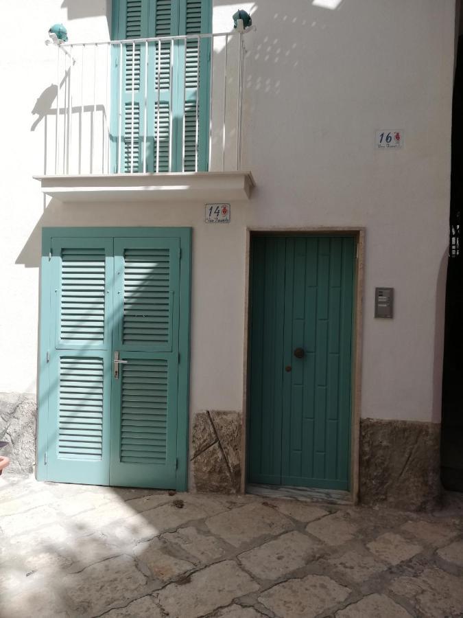 Hotel Palazzo Acquaviva Monopoli Exterior foto